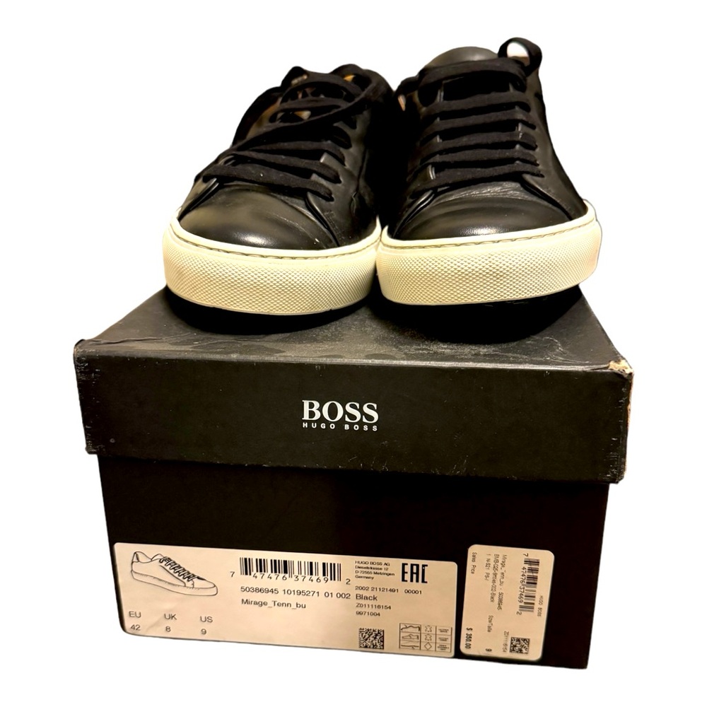 Hugo boss black Snickers size 9 used a few times